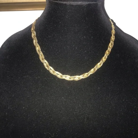 Sparkling Plaited Flat Gold Chains Necklace - Picture 2 of 10